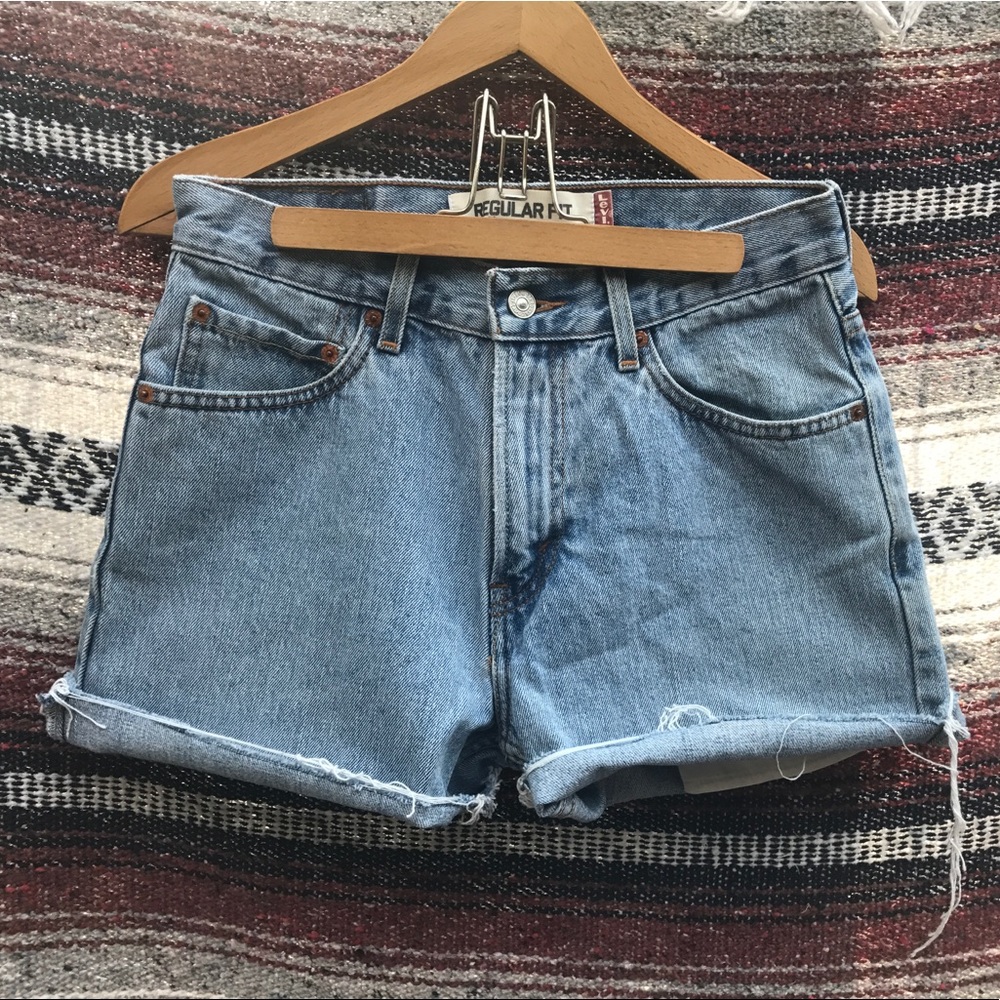 Vintage Levis 505 Shorts: 27
